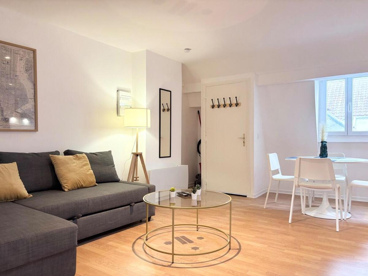 רובייש Apartment For 6 Guests In Hypercentre De Rbx מראה חיצוני תמונה